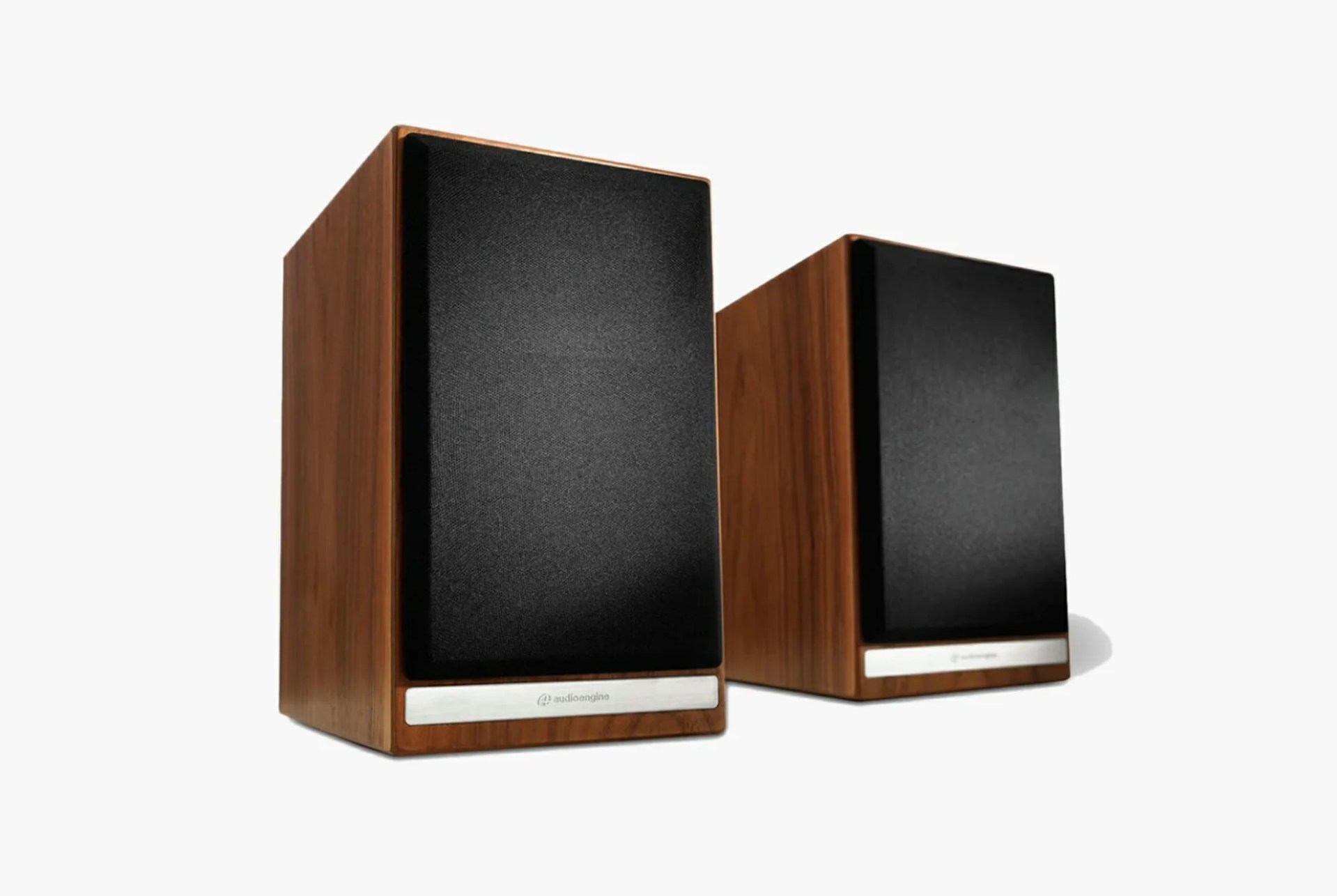 AUDIOENGINE-HDP6-gear-patrol-full-lead