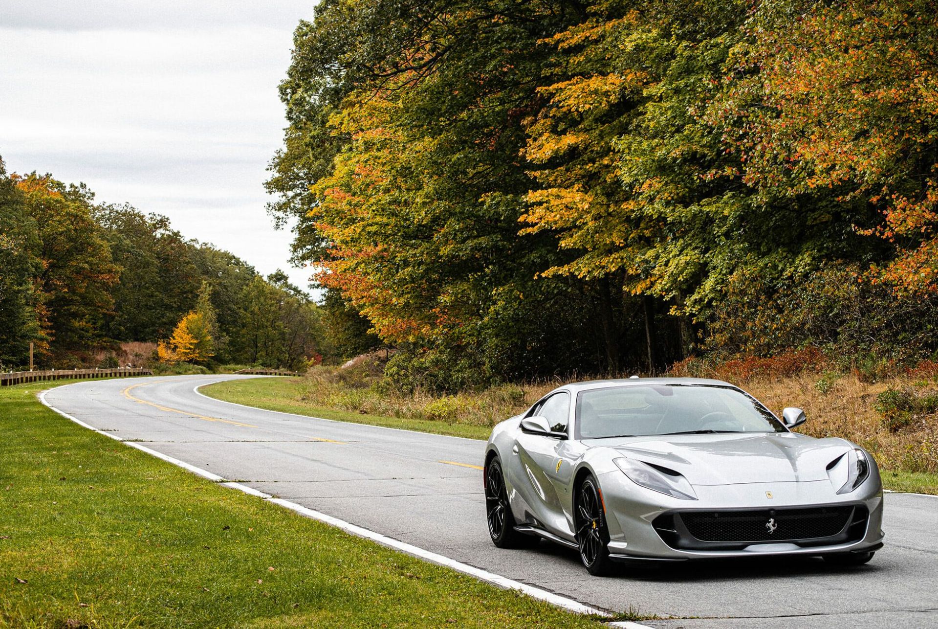 ferrari 812 superfast