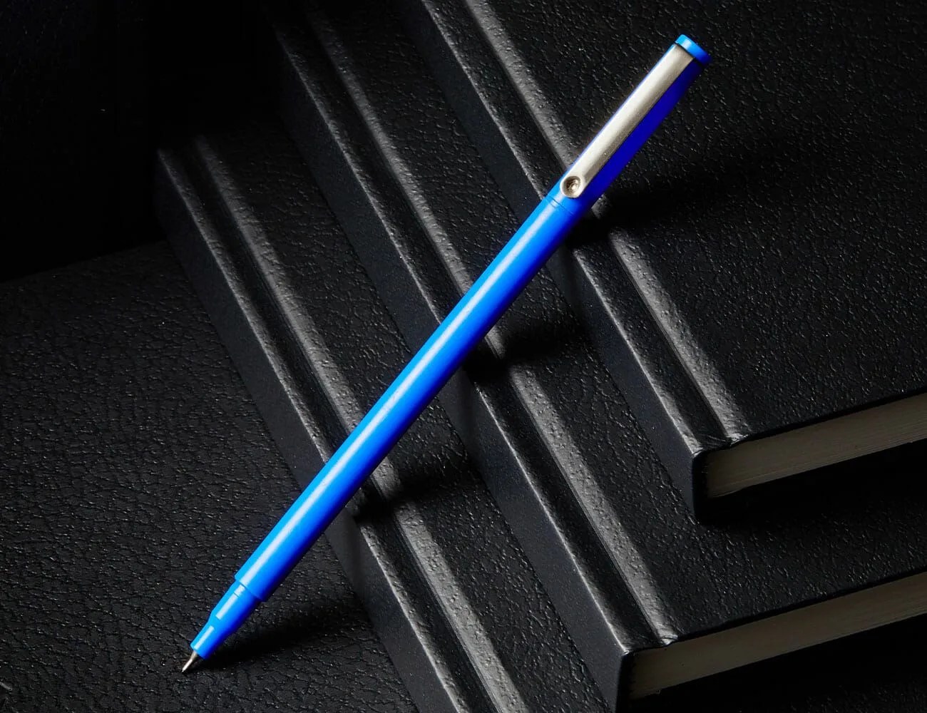 LePen-4300-Series-Gear-Patrol