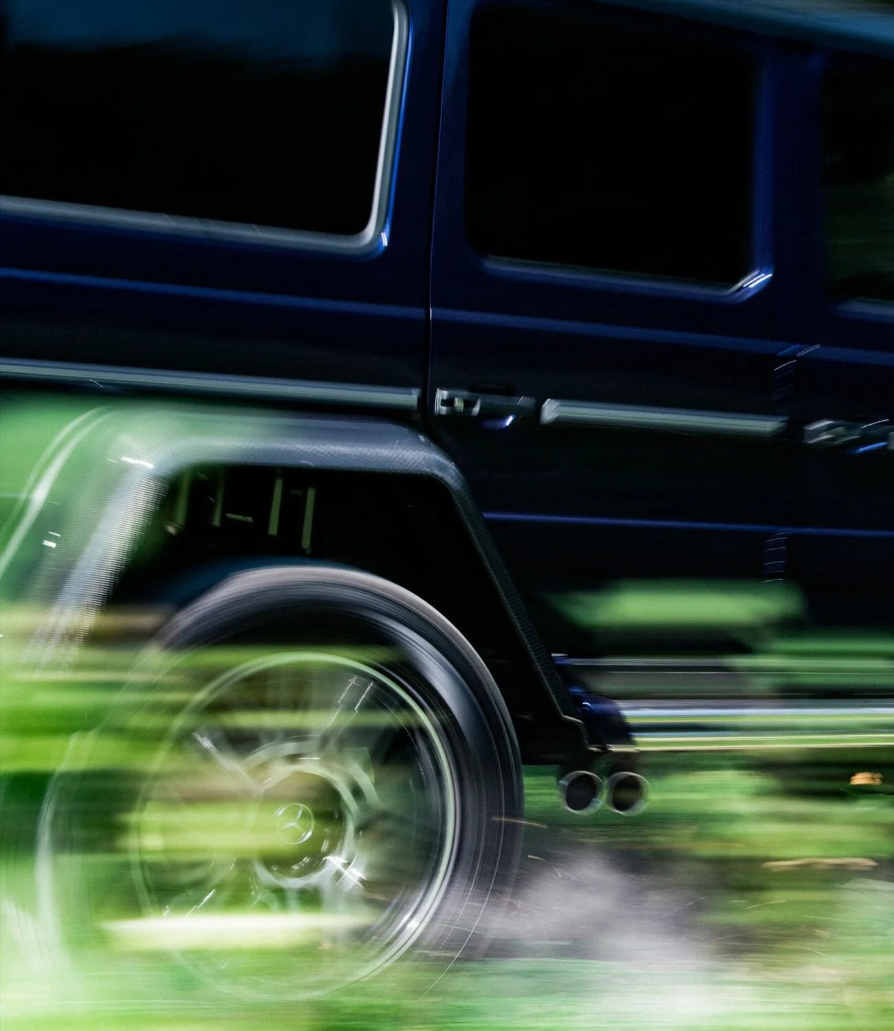 Mercedes-Needs-to-Make-G-Class-Pickup-gear-patrol-ambiance-2