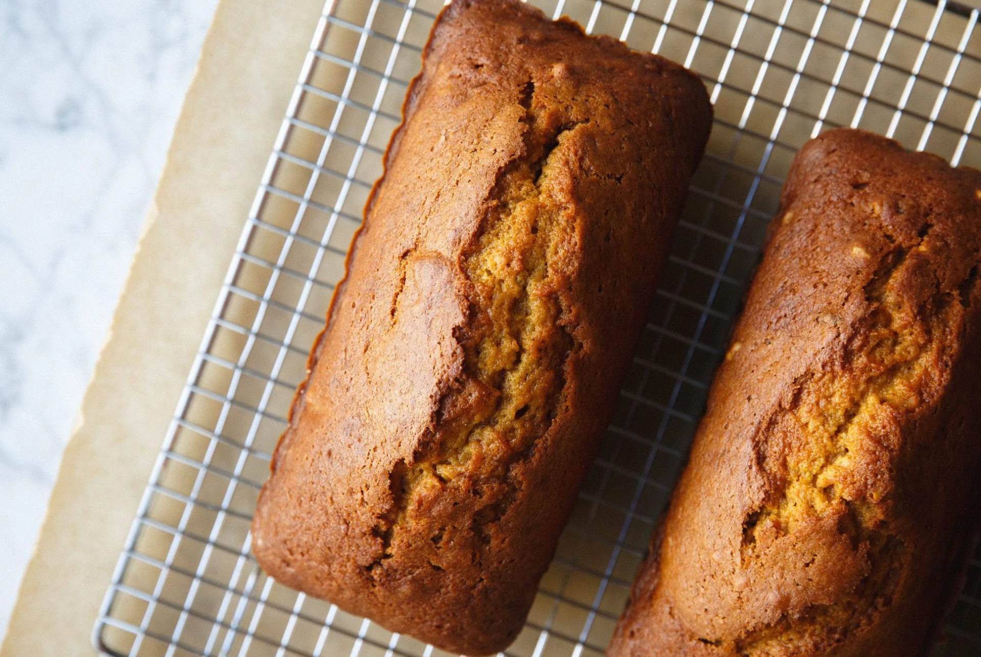 pumpking-bread-gear-patrol-ambiance