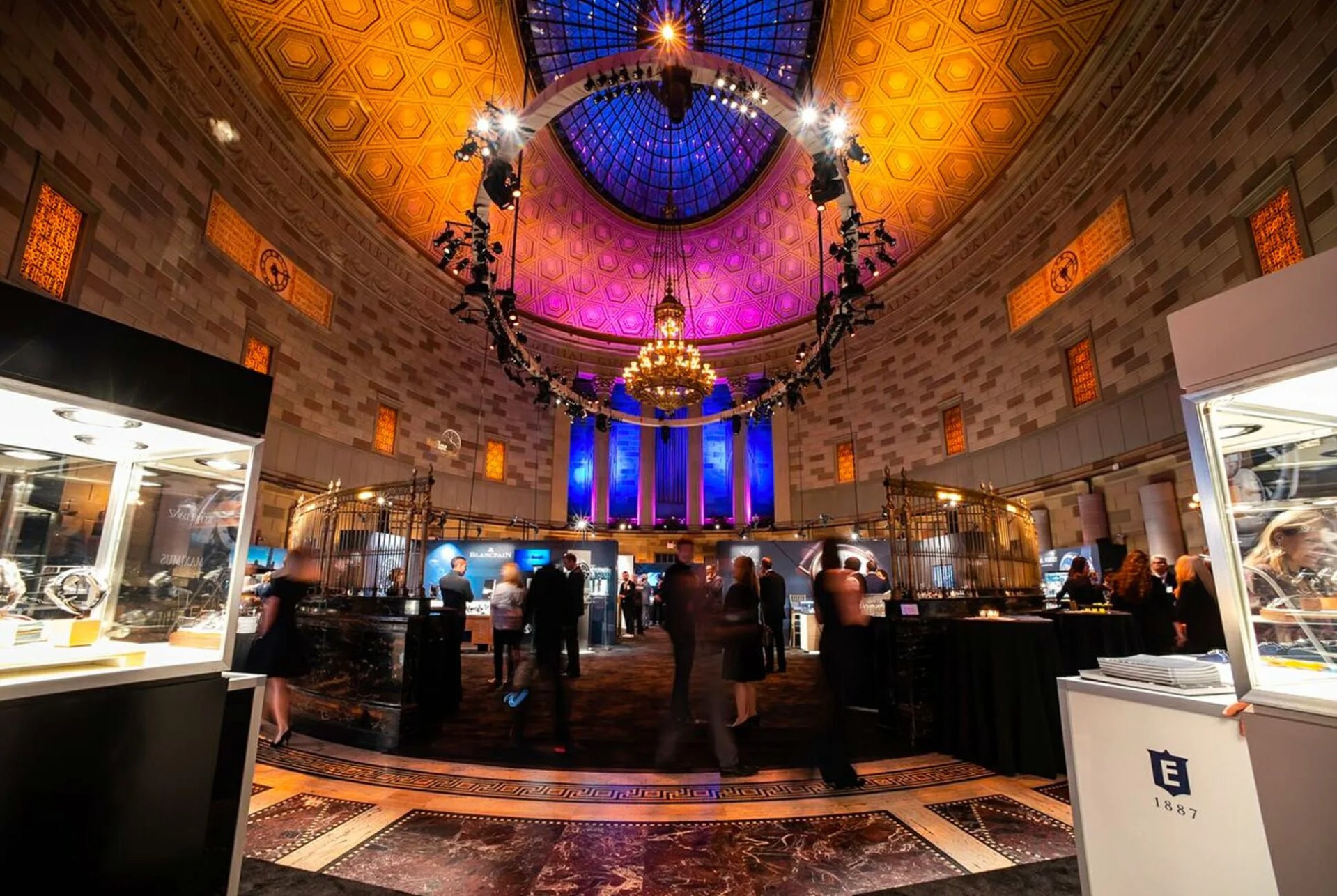 WTNY-2019-gear-patrol-full-lead