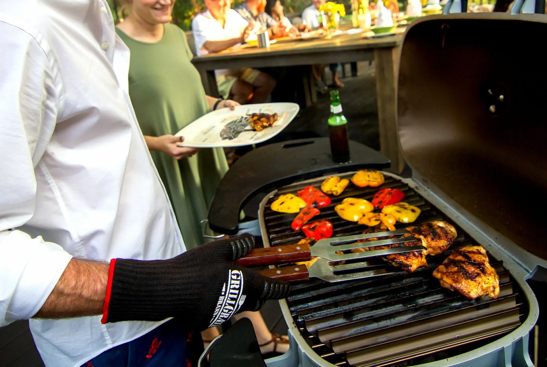 DON-NOV-25-GrillGrate-gear-patrol-lead-full