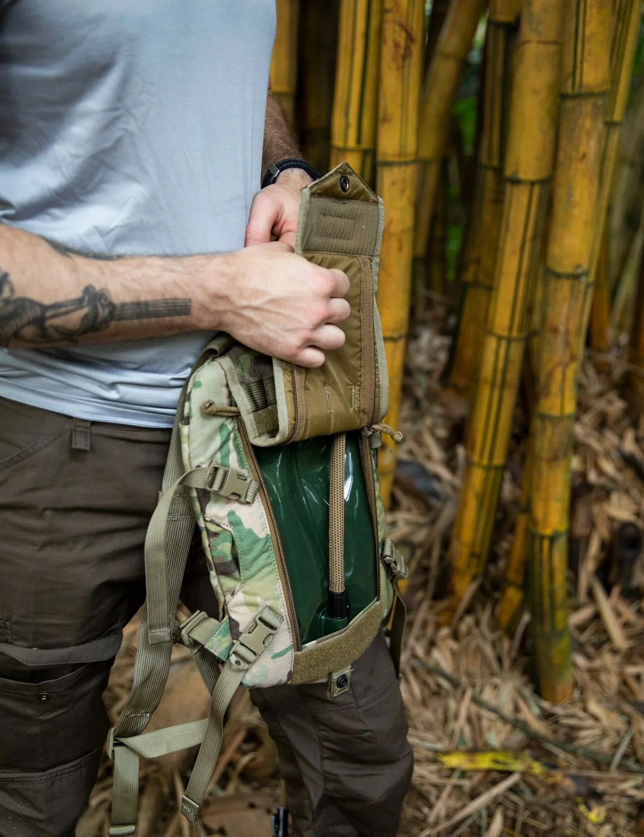 Hydration-Packs-Gear-Patrol-Ambiance-3