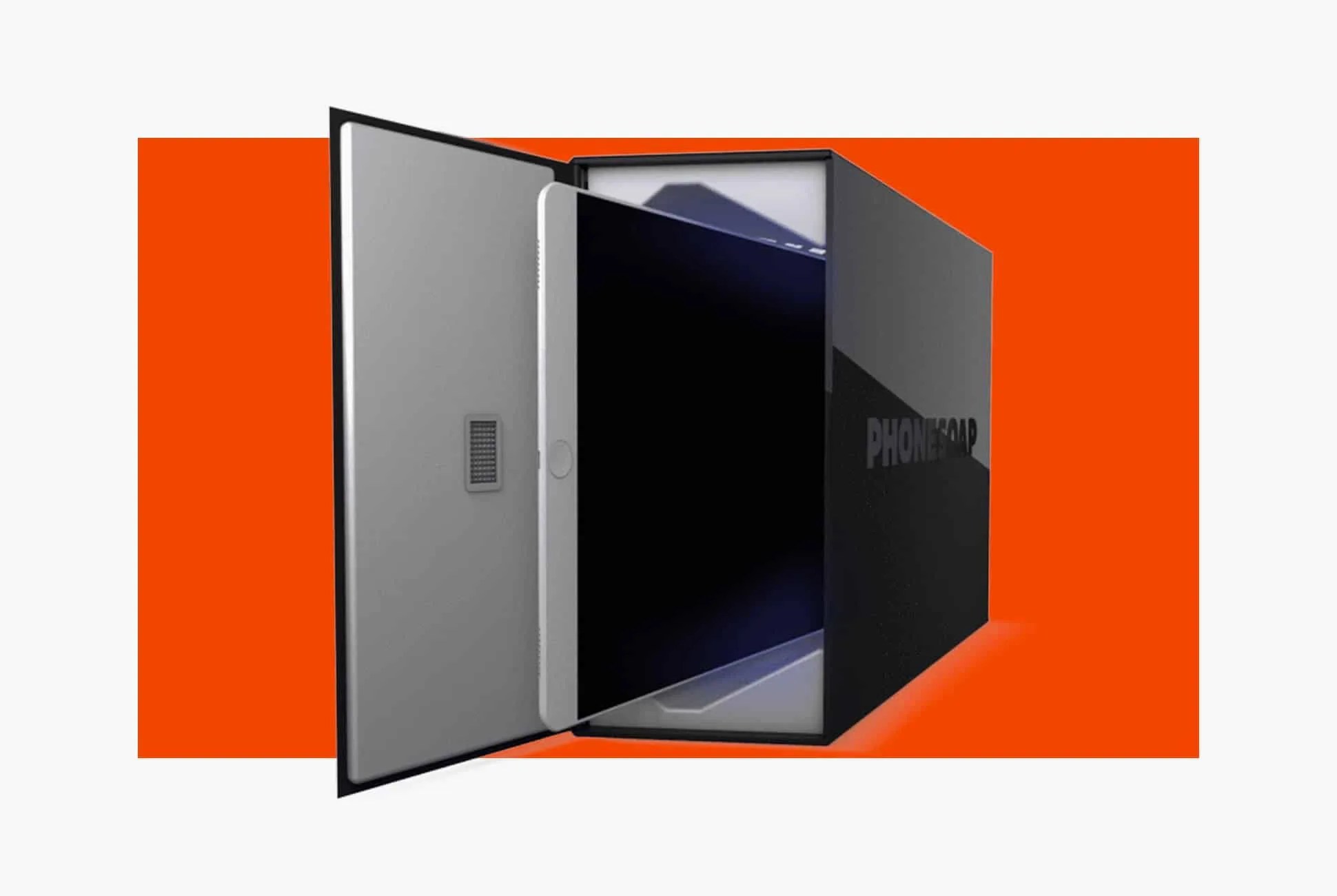 Kind-Of-Obssesed-Phone-Soap-Gear-Patrol-Lead-Full