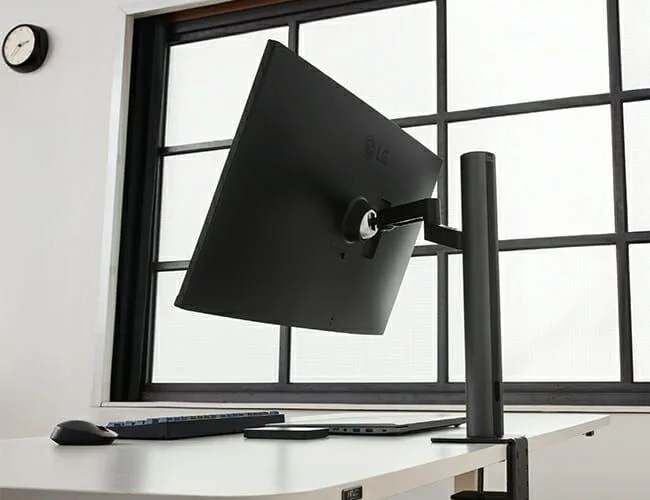 2020-UltraFine-Ergo-Display-gear-patrol-feature