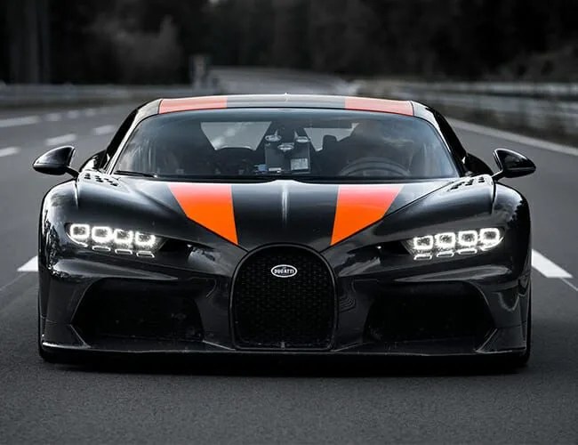 Bugatti-Chiron-gear-patrol-feature