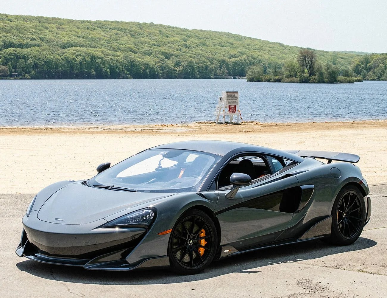 McLaren-600LT-Review-gear-patrol-ambiance-1