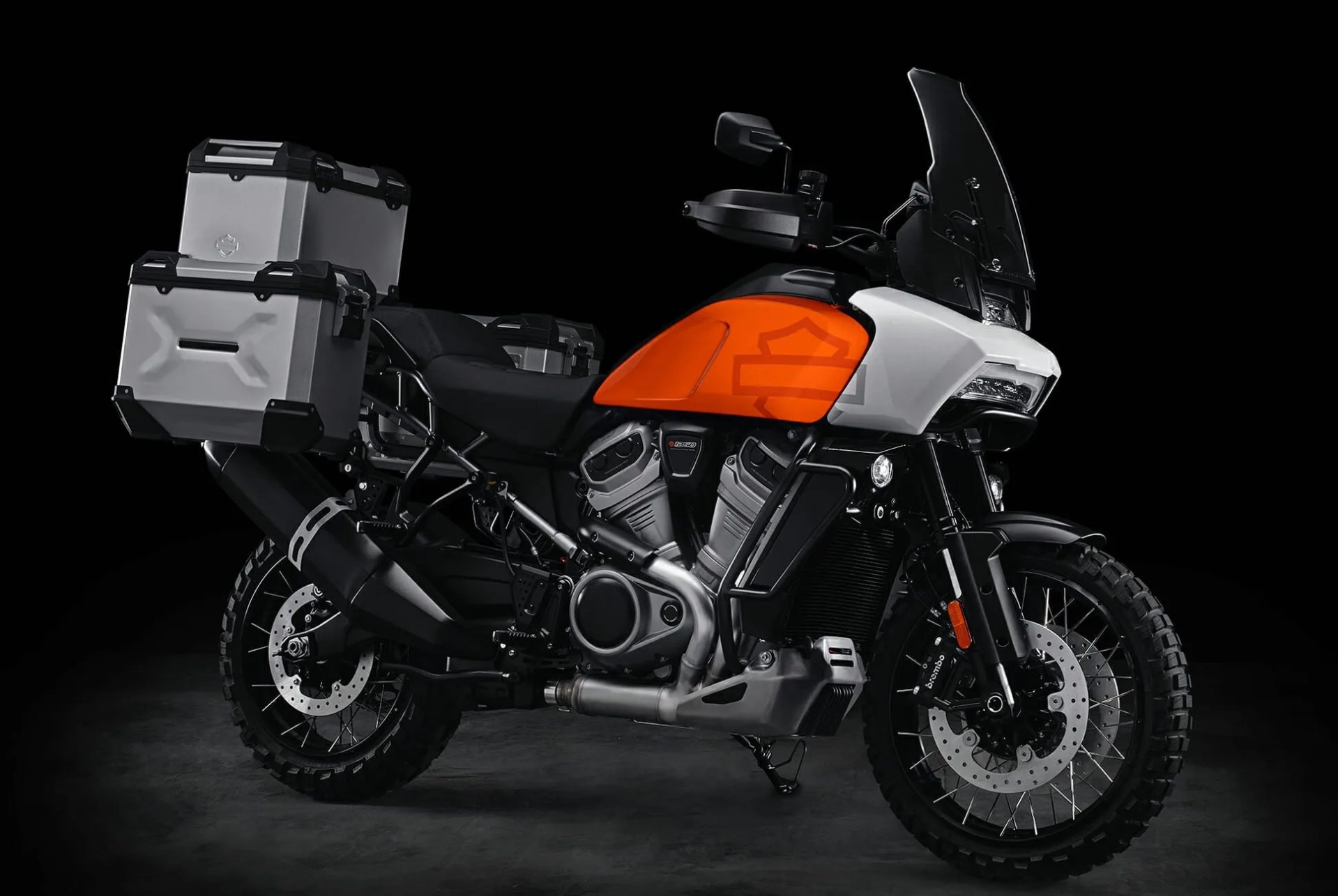 New-HD-Bikes-gear-patrol-slide-04