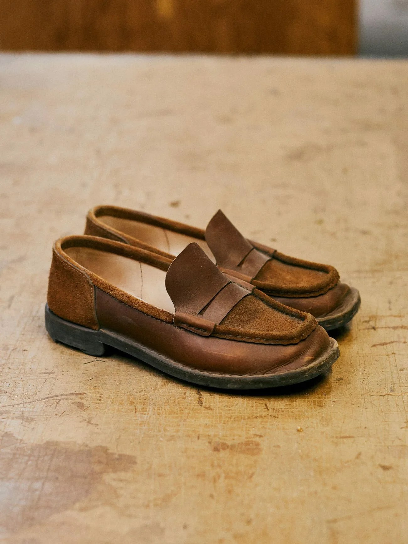 The-Crafty-Super-Making-Shoes-in-His-Apartment-Building-Gear-Patrol-inline-4