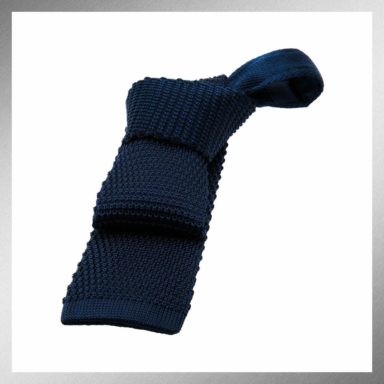 The-Dark-Knot-Livingston-Navy-Knitted-Silk-Tie-gear-patrol
