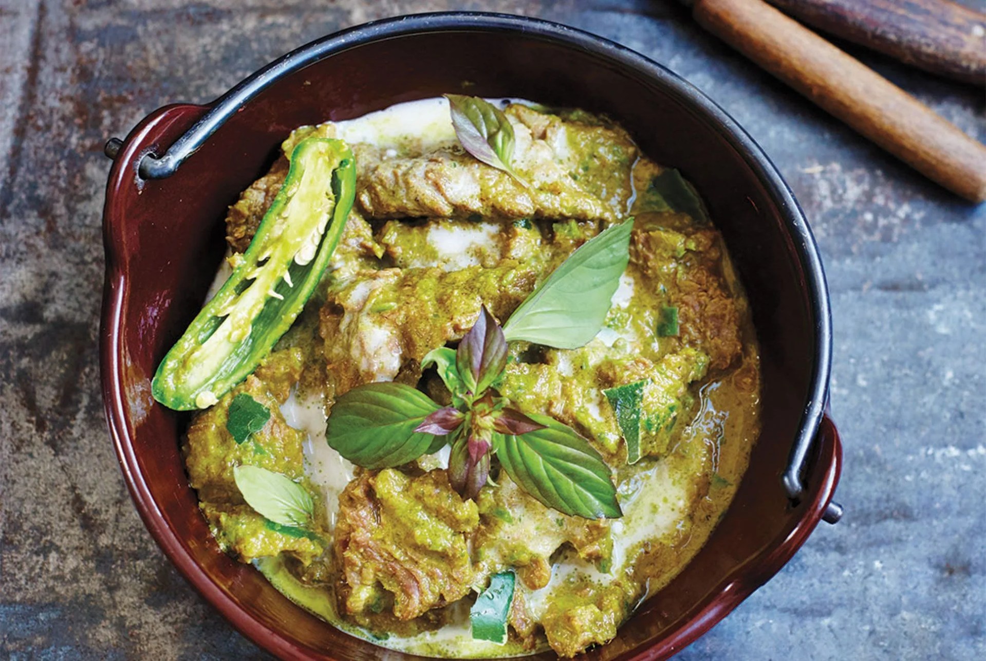 bangkok-gear-patrol-green-curry