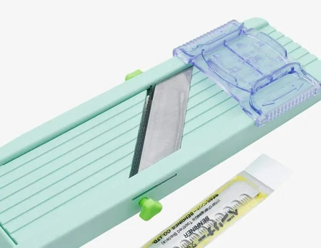 Benriner-Mandoline-Slicer-gear-patrol-Lead-Featured