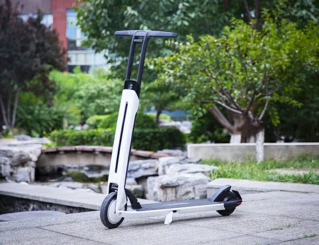 CES-Cars-2020-gear-patrol-scooter