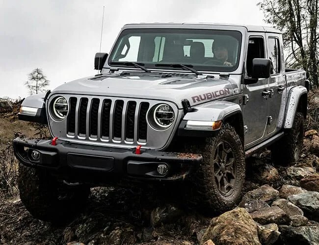 Jeep-Gladiator-Review-gear-patrol-lead-feature