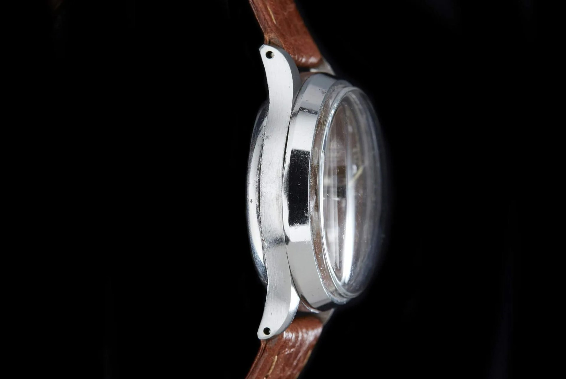 Pilot-Watch-Benrus-Sky-Chief-gear-patrol-lead-slide-5