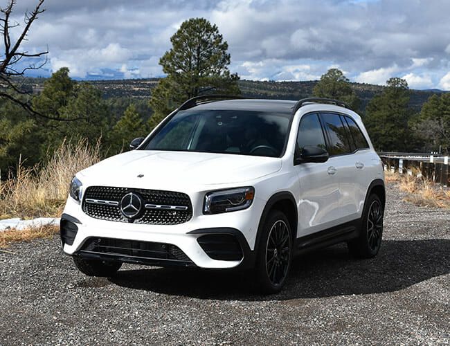2020-Mercedes-GLB-Class-First-Drive-gear-patrol-lead-featured