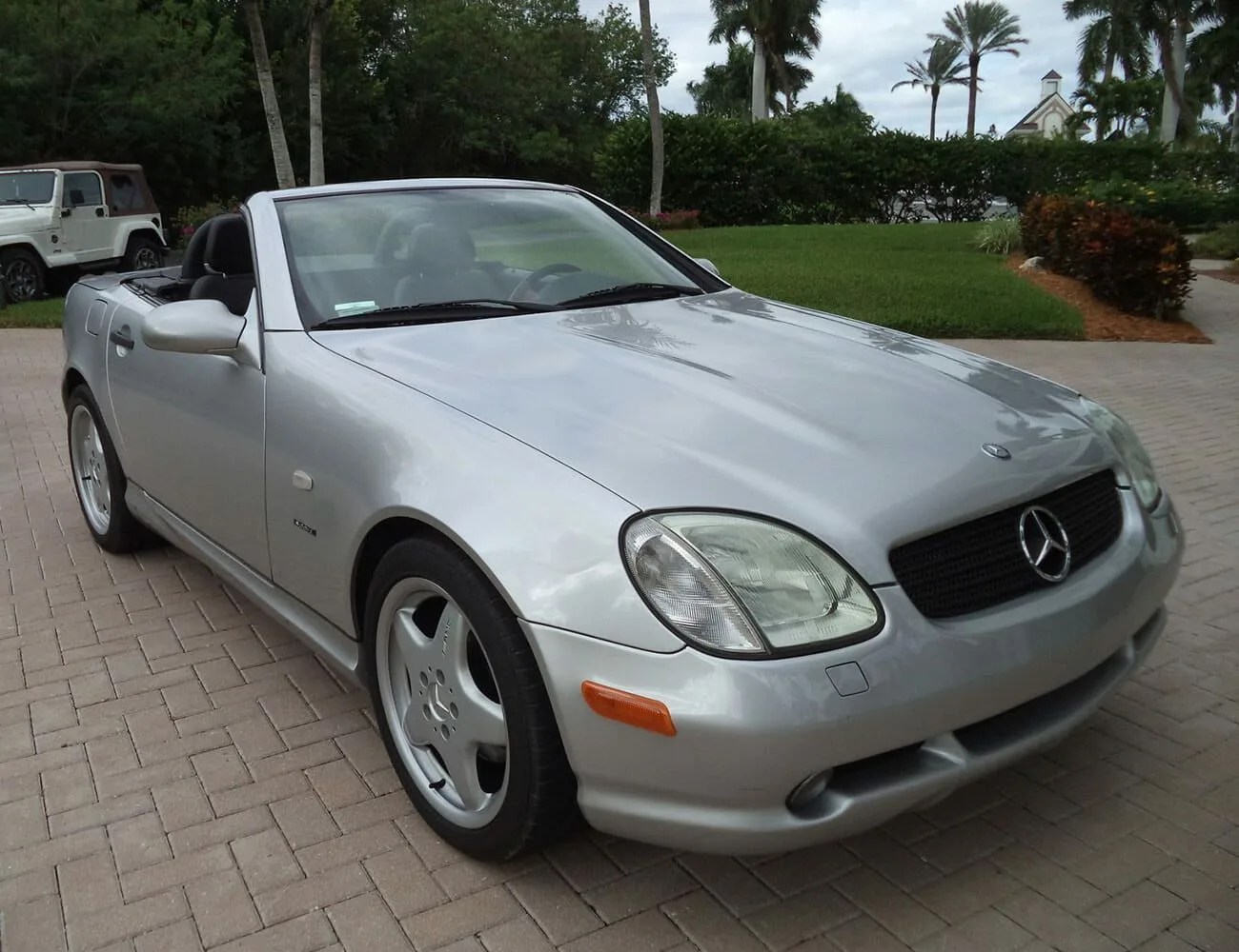 1999-Mercedes-SLK-230-AMG-Sport-Package-gear-patrol
