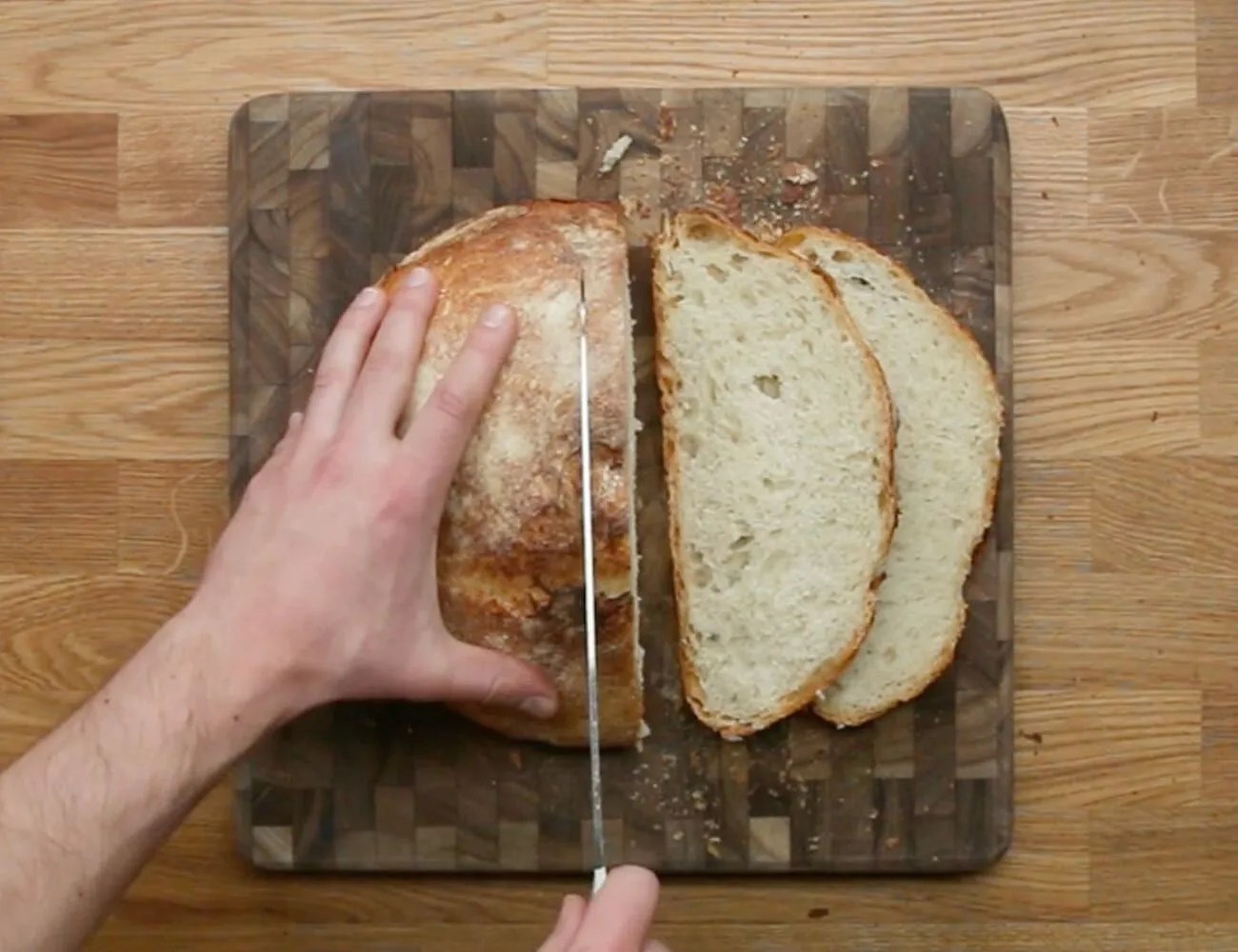 20-Dutch-Oven-Recipes-Gear-Patrol-Bread