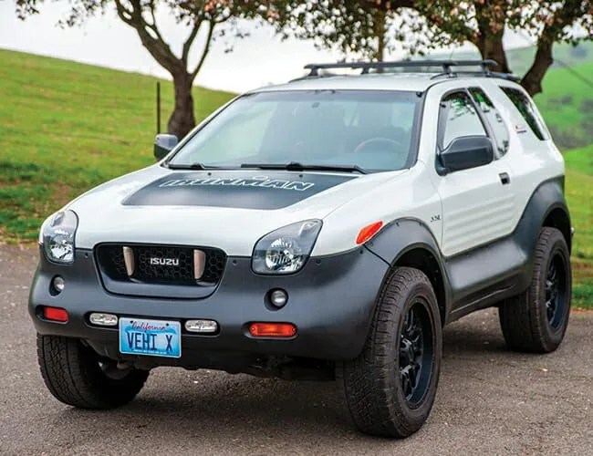 2000-Isuzu-VehiCROSS-gear-patrol-feature
