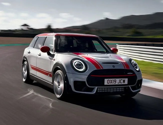 2020-Mini-Clubman-JCW-Review-gear-patrol-lead-feature