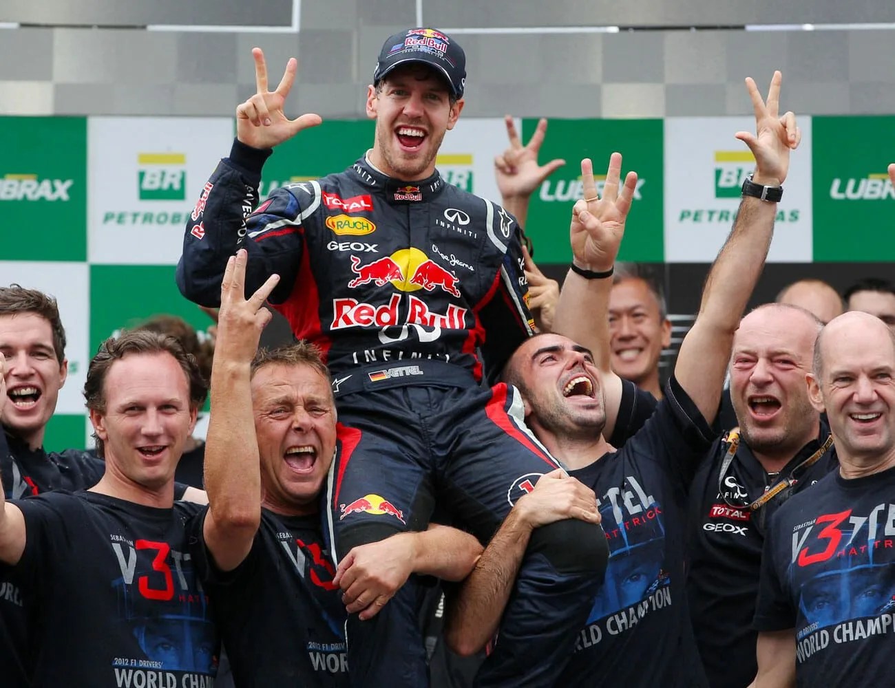 6-Incredible-Formula-1-Races-gear-patrol-2012-Brazilian-Grand-Prix