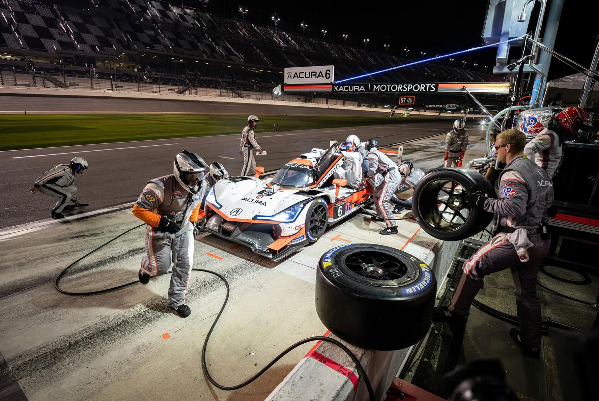 Cross-Country-Acura-NSX-gear-patrol-ambience-9