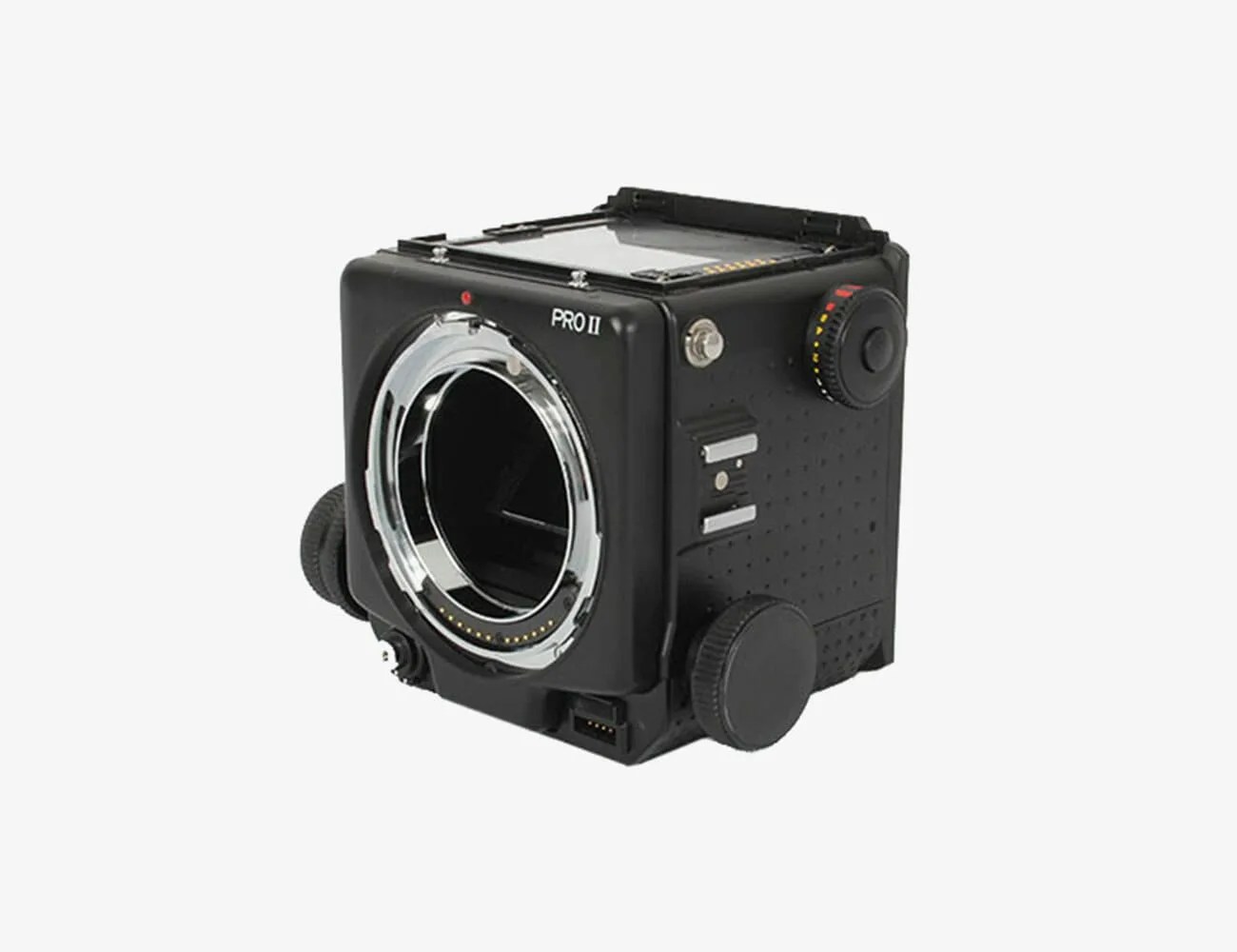 Mamiya-RZ67-Medium-Format-Camera-gear-patrol