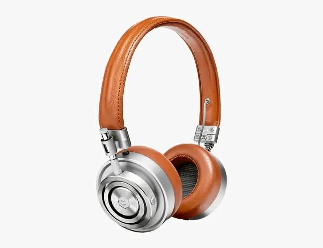 Master-and-Dynamic-gear-patrol-MH30