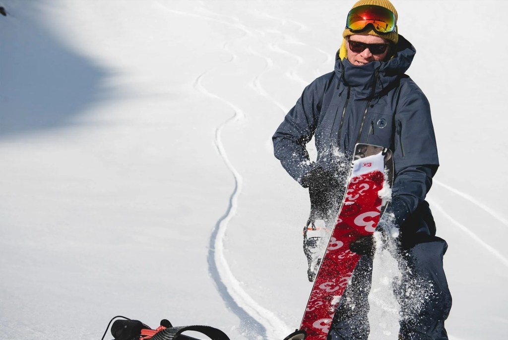 Skiing & Snowboarding