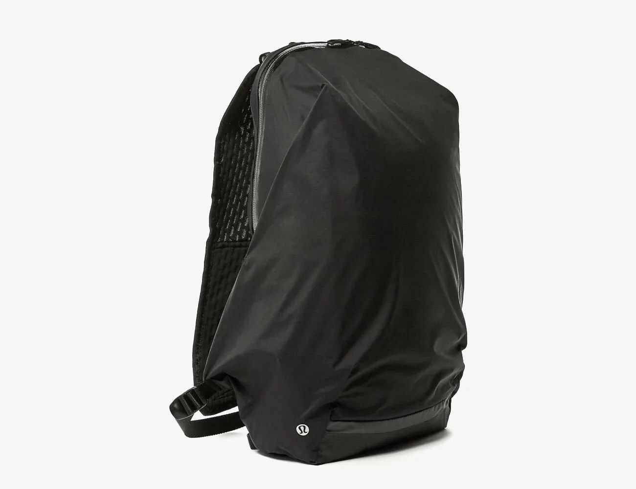 Fitness-Deals-Roundup-01-gear-patrol-Lululemon-Bag