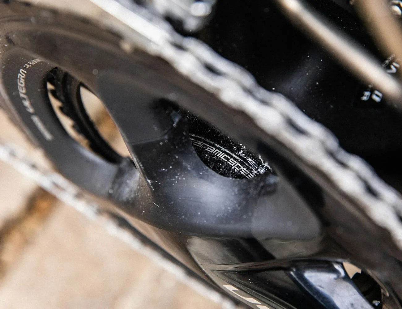 Ceramicspeed-Bicycle-Components-gear-patrol-ambiance-4