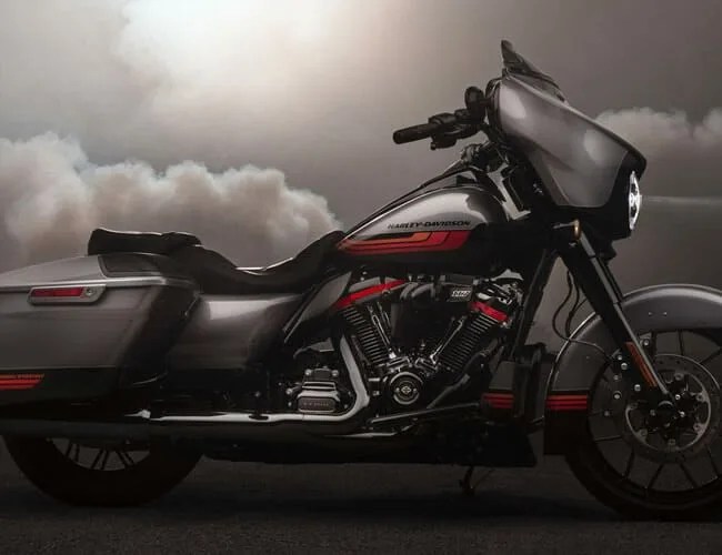 HD-CVO-Streetglide-Gear-Patrol-Lead-Featured