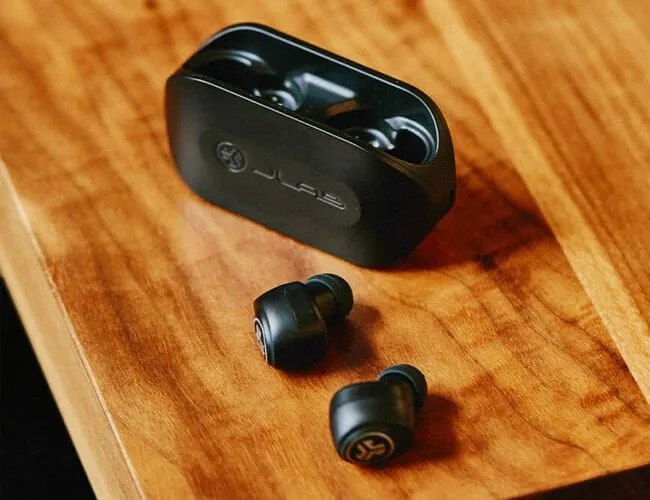 Headphone-Ingress-Protection-Rating-gear-patrol-lead-feature