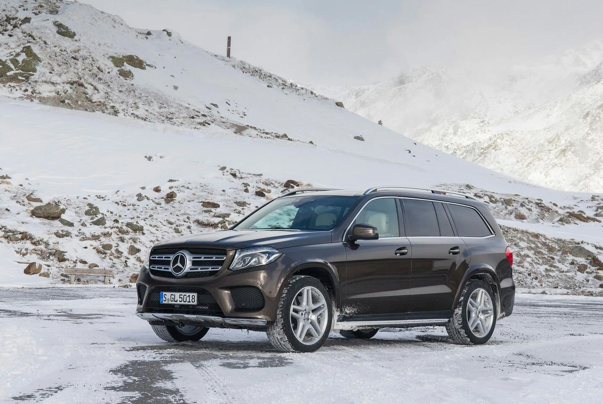 Reliable-SUVs-Gear-Patrol-Lead-Full