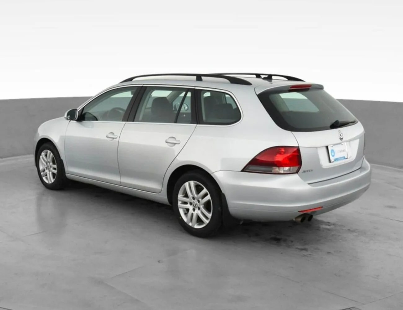 Used-Wagons-Under-10K-gear-patrol-Volkswagen-Jetta-TDI-Sportwagen