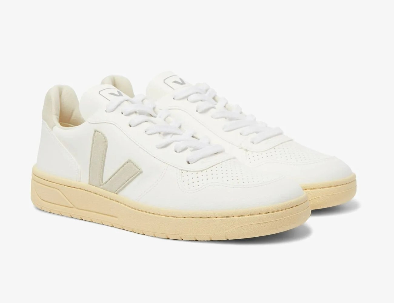 Best-Style-Deals-6-8-gear-patrol-Veja