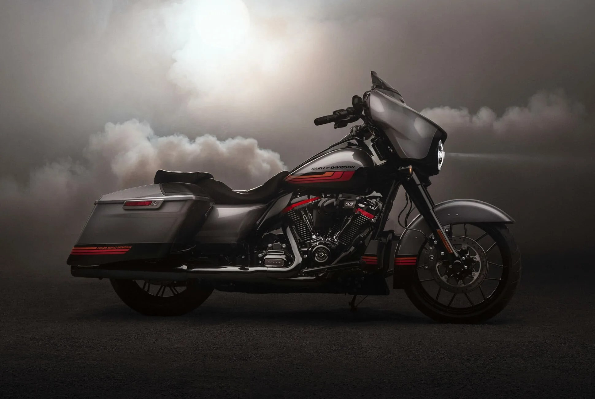 HD-CVO-Streetglide-Gear-Patrol-Lead-Full