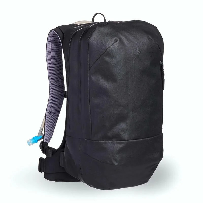 Hydroflask-0604-Gear-Patrol