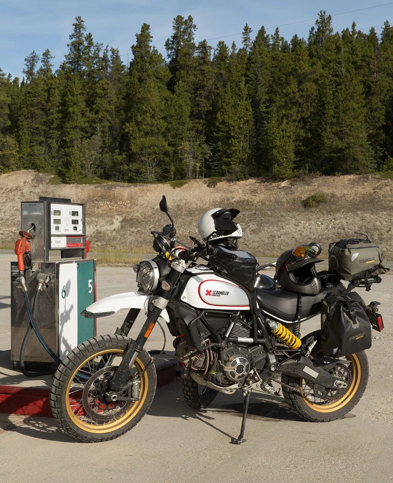 Spoked vs Alloy Know the Advantages and Disadvantages of Different