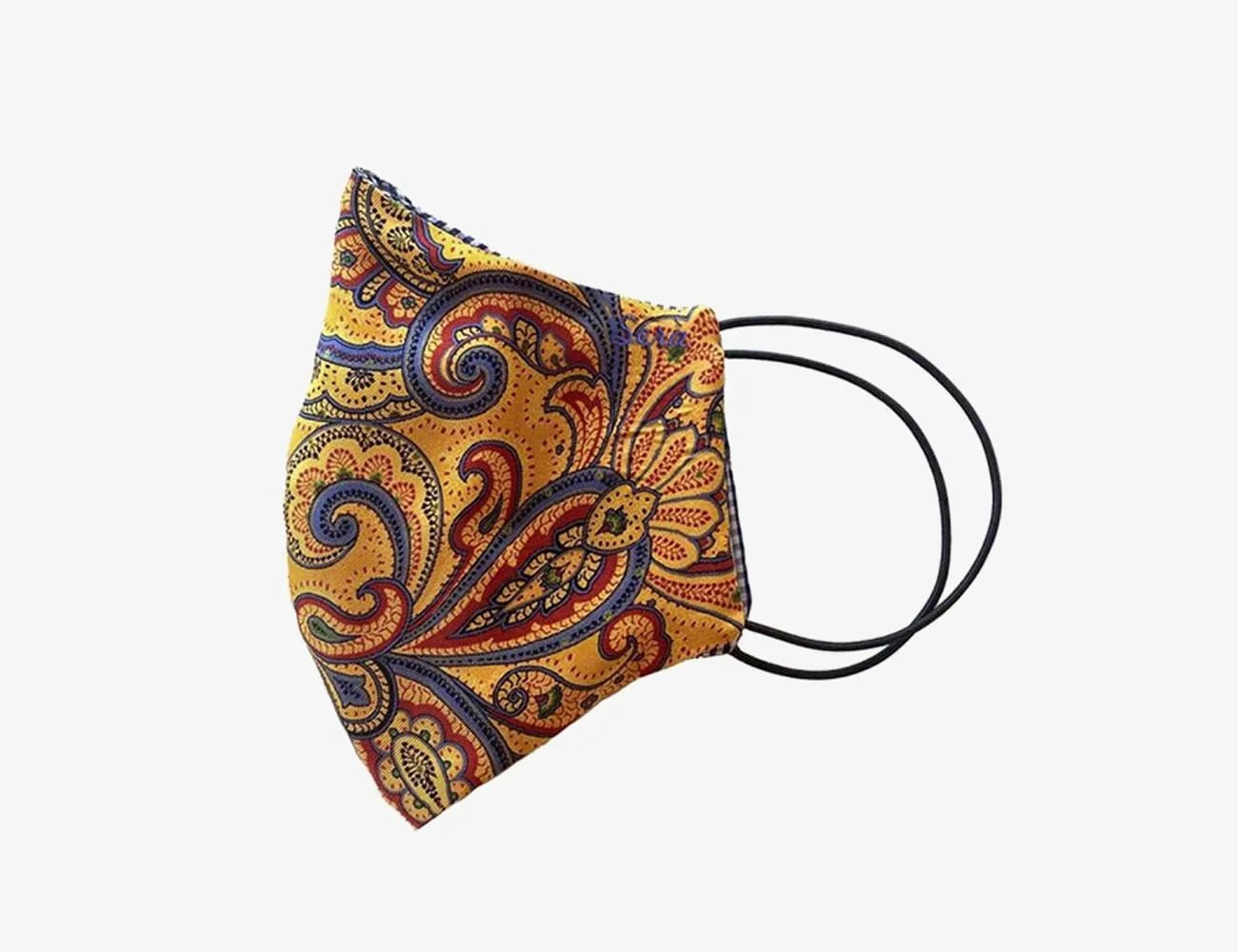 Sera-Silk-Mask-Gear-Patrol