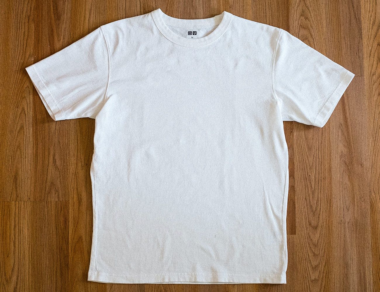 Uniqlo-vs-Hanes-Cheap-T-gear-patrol-Uniqlo-4