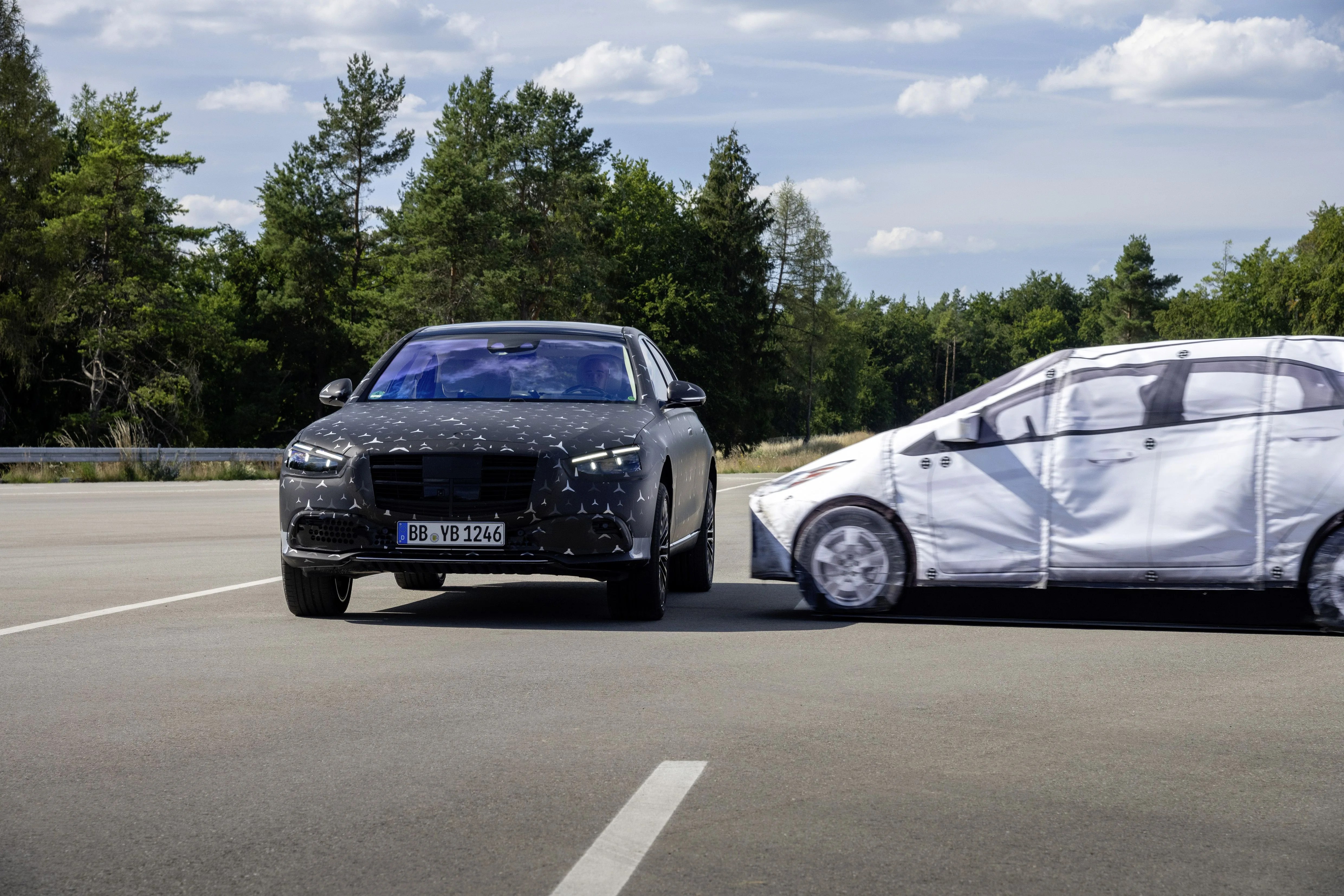 mercedes benz s class displaying active body control during safety testing