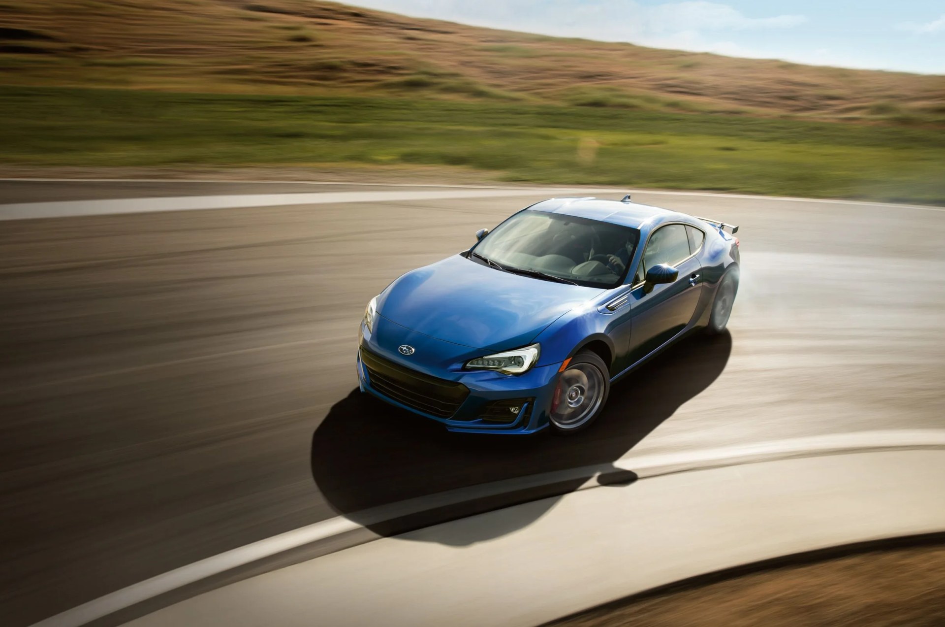 the 2020 subaru brz drifting