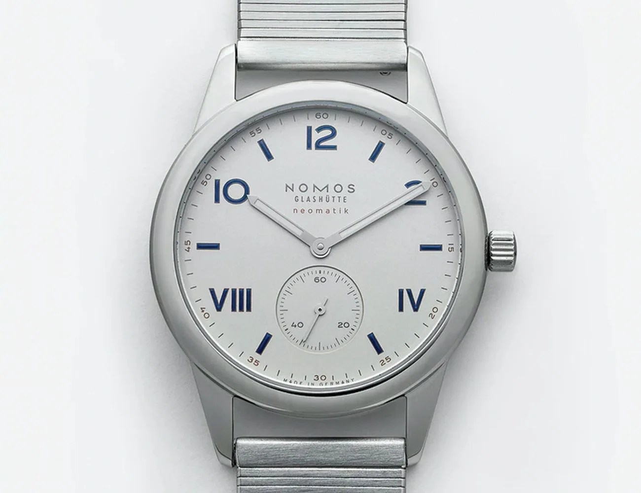 nomos watch