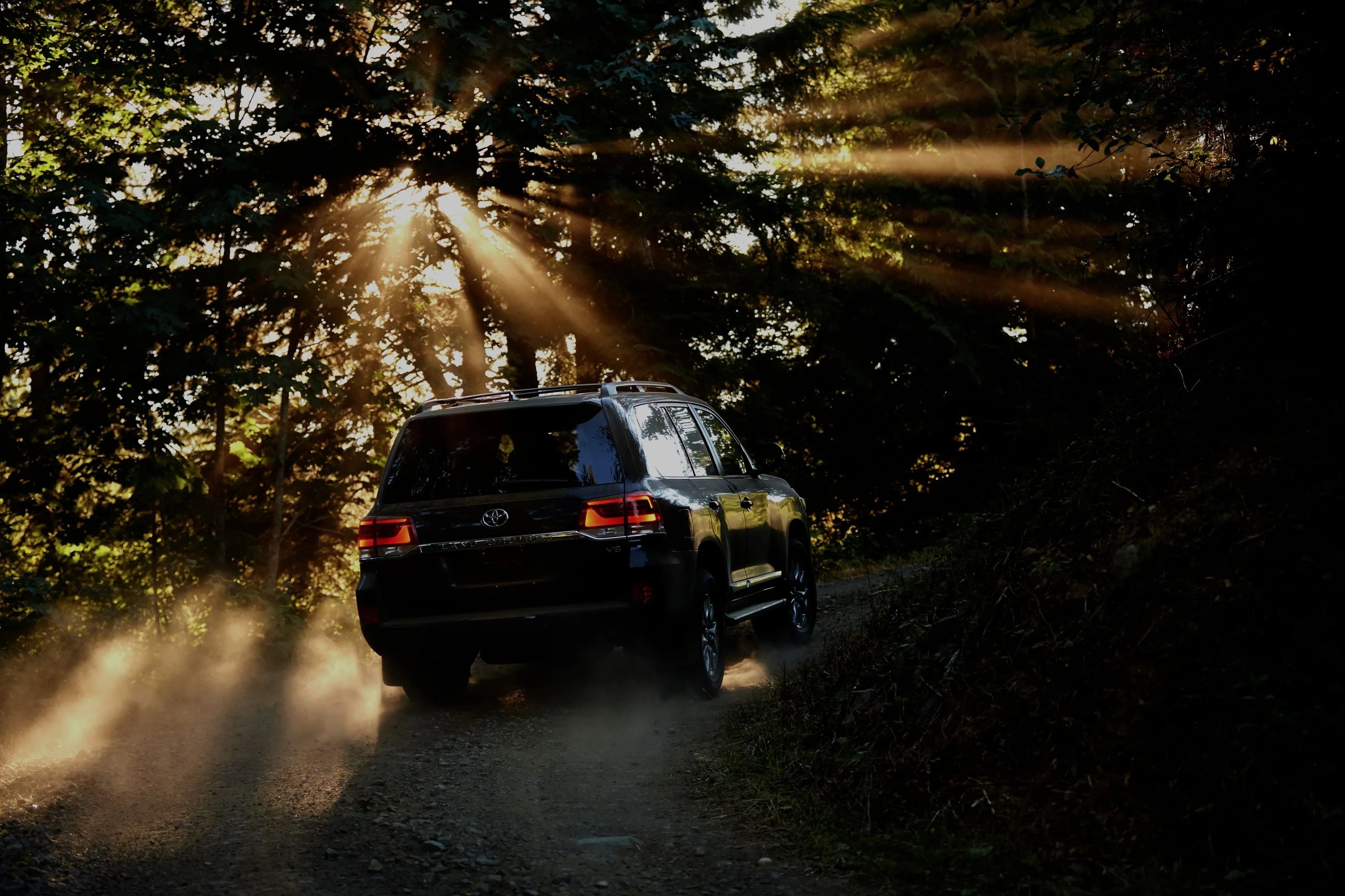 MITSUBISHI S NEW LAND CRUISER RIVAL IS FINALLY HAPPENING visual data 7