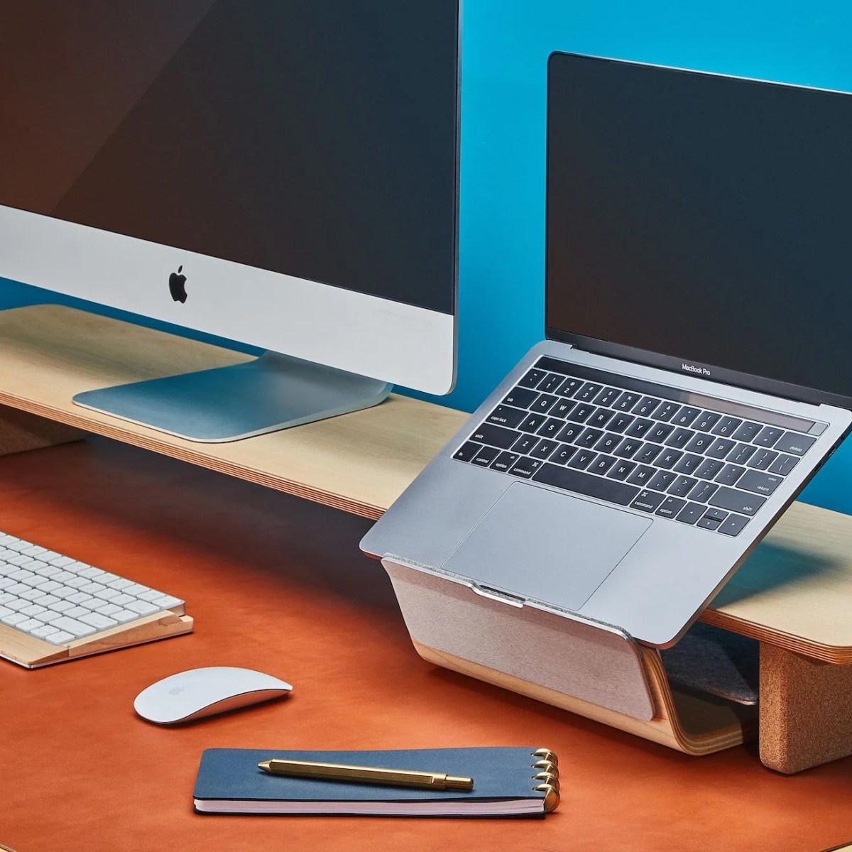 grovemade-wood-laptop-riser-