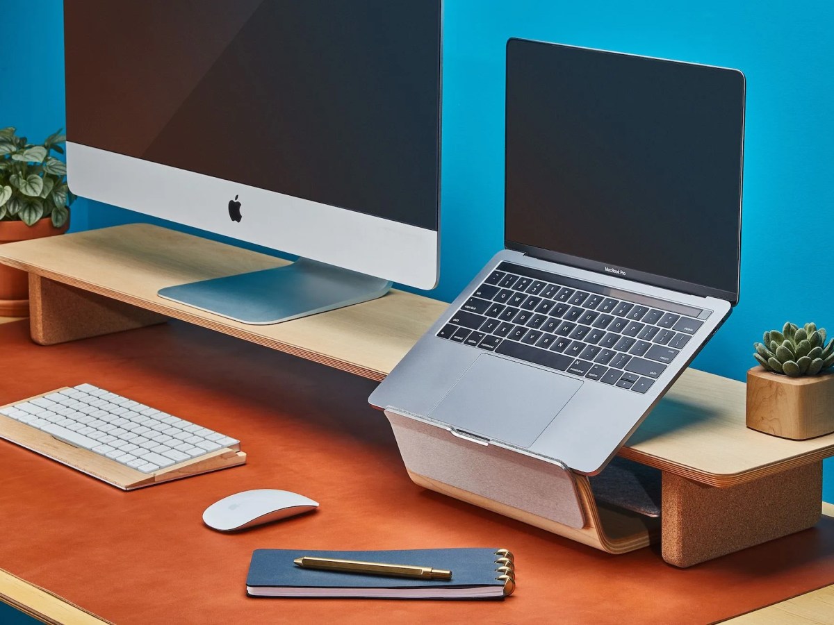 grovemade-wood-laptop-riser-