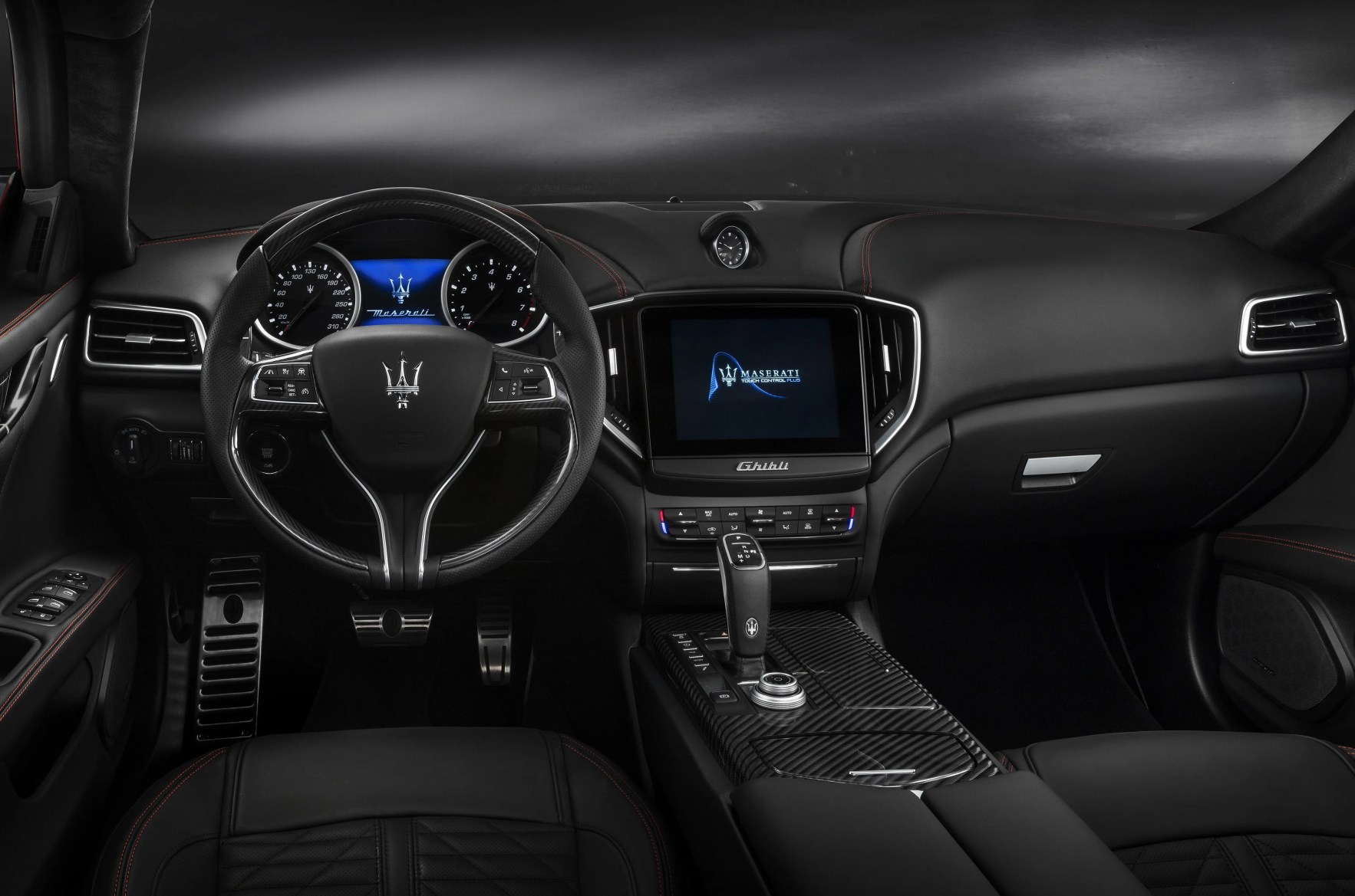 maserati ghibli interior