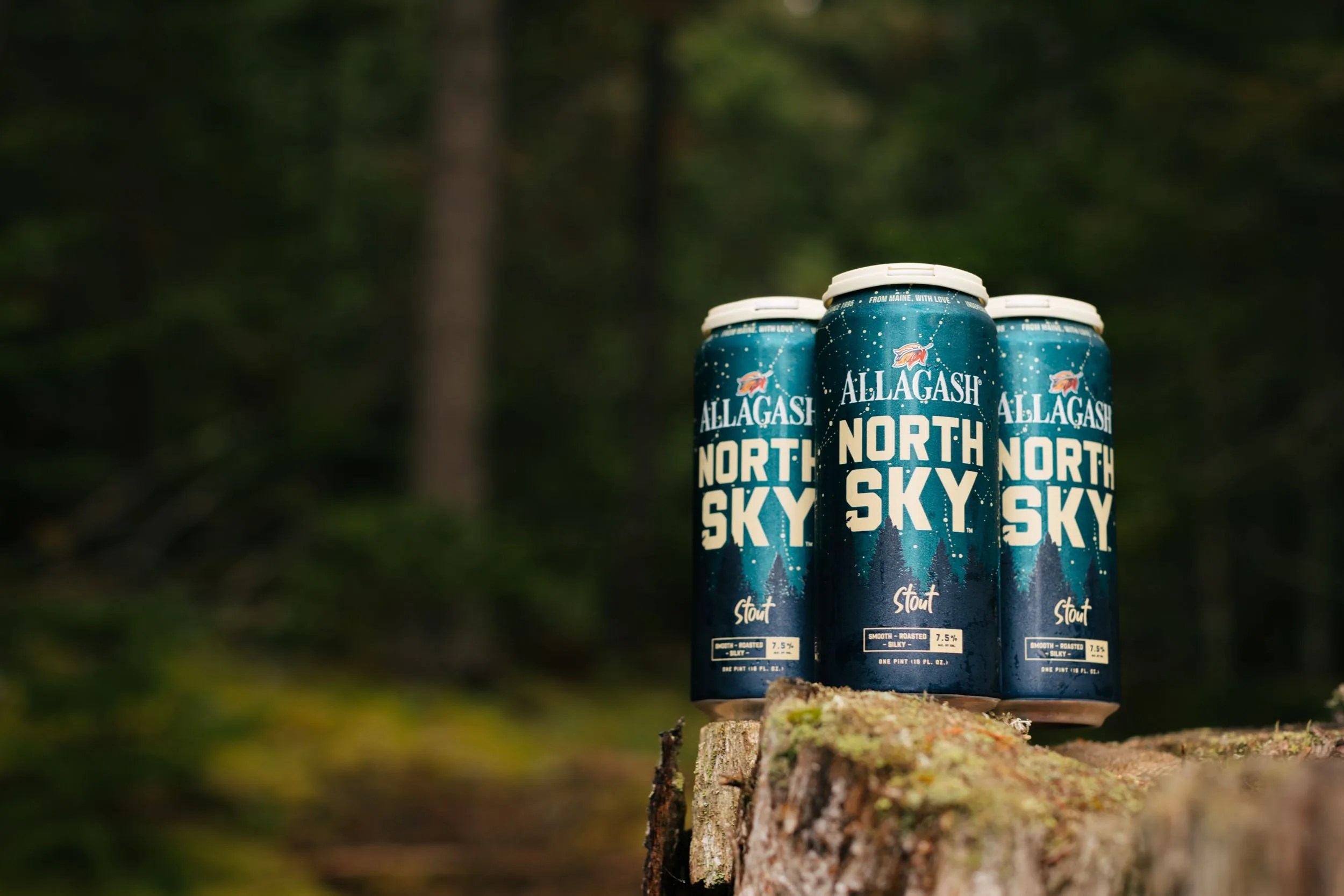 a four pack of beers outside